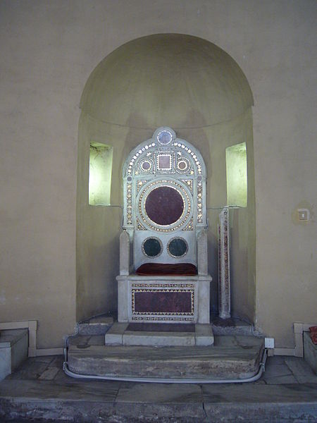 450px-san_saba_-_santa_balbina_cattedra_cosmatesca_1000906