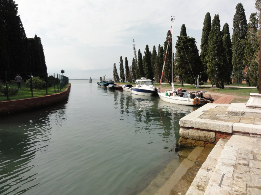 S._Francesco_del_Deserto_-_panoramio